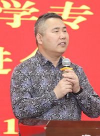 19李永鑫，河南焦裕禄干部学院兼职教授，心理学博士，现任河南大学教育学部副部长（主持工作）、心理学院院长，二级教授，博士生导师。.jpg