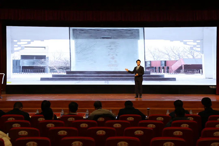 学院照片700 现场311.jpg