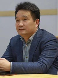 20洪浩，河南焦裕禄干部学院兼职教授，河南大学武术学院院长。.jpg