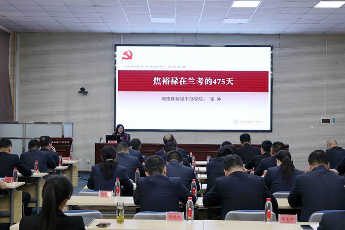 张冲 (3).jpg