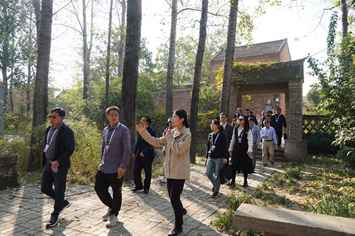 重走习近平总书记张庄调研路1.jpg